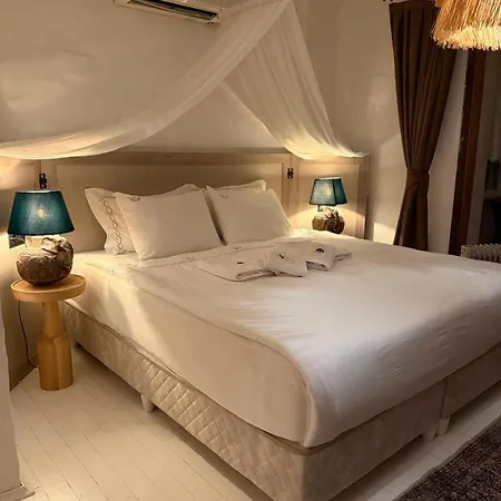 Casa Tuana Alacati * Кешме